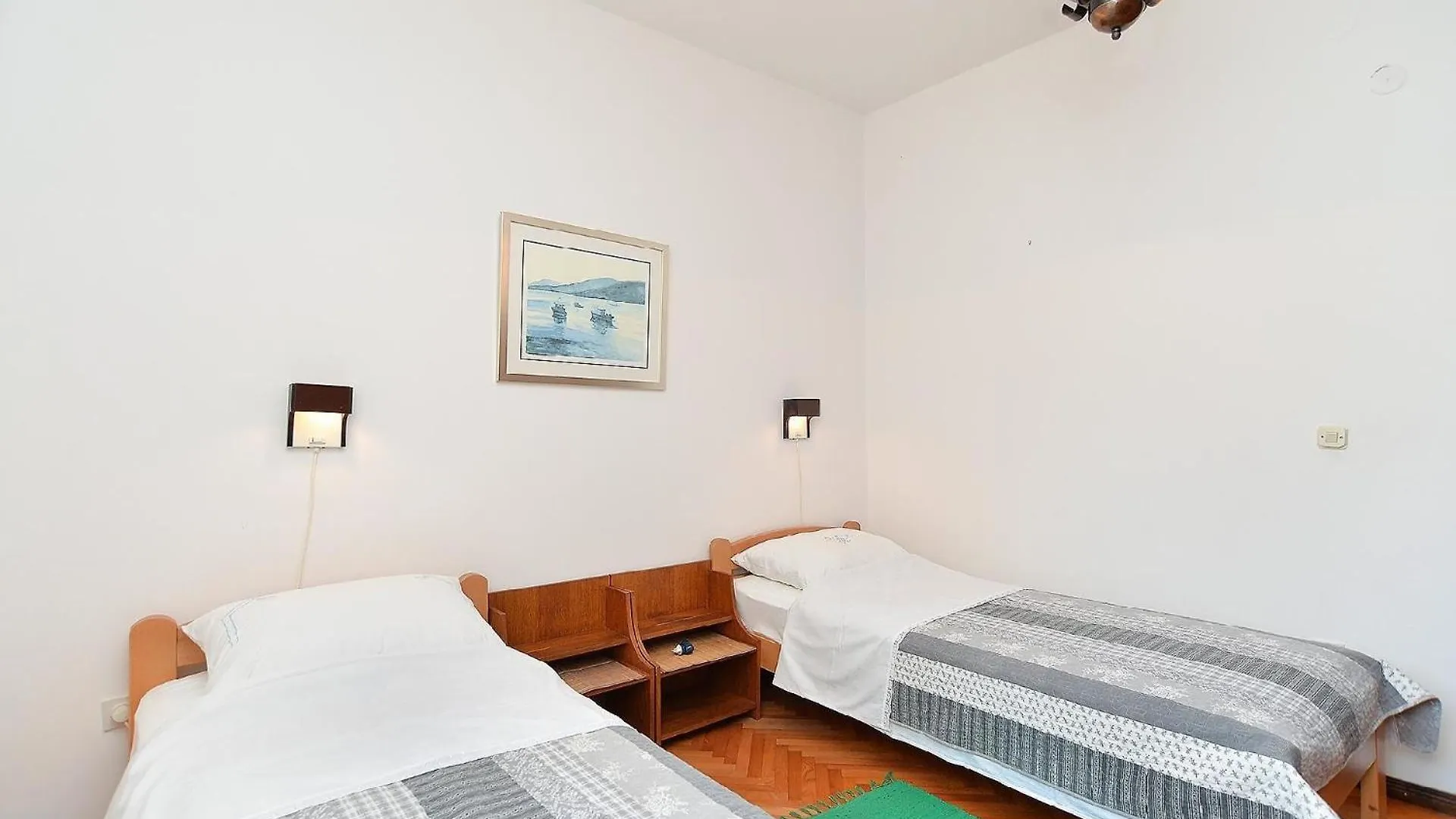 Ferienwohnung Fuer 7 Personen Ca 100 Qm In Fazana, Istrien Istrische Riviera Valbandon 0*,  Croatia